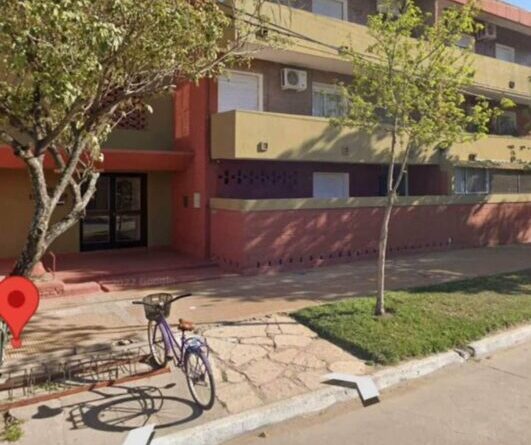 SE VENDE EN RECONQUISTA DEPARTAMENTO MUY BIEN UBICADO